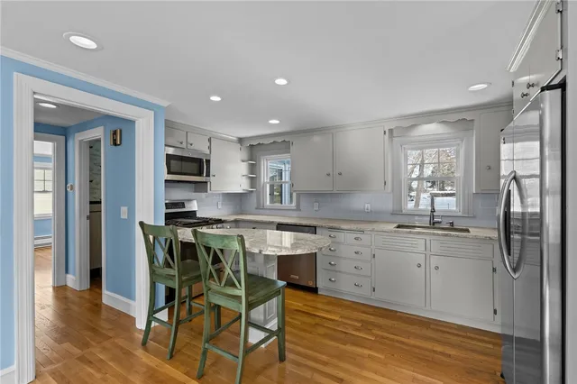 $975,000 | 59 Ferry Lane, Barrington, RI 02806