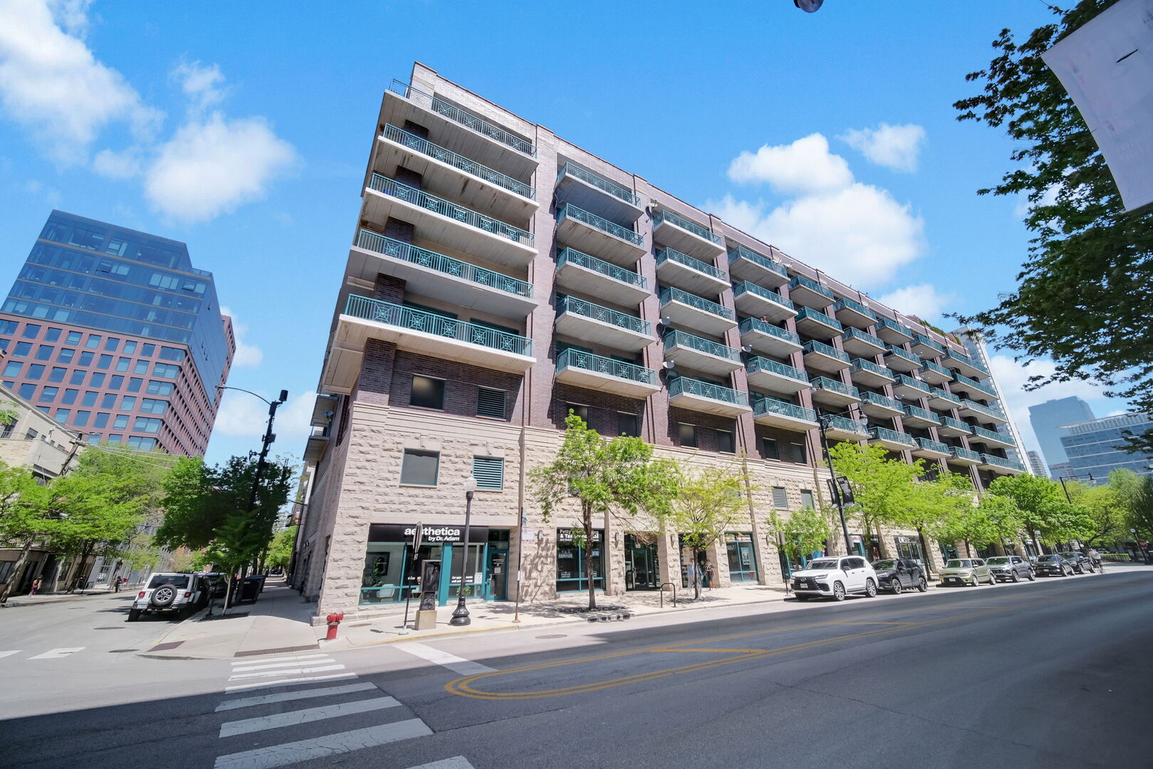 920 West Madison Street, Unit B4 Chicago, IL 60607 - Photo 1 of 34 Gallery Image 1