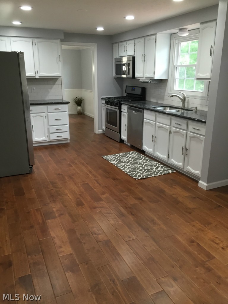 2491 Sourek Road Akron, OH 44333 - Photo 3 of 25 Gallery Image 3