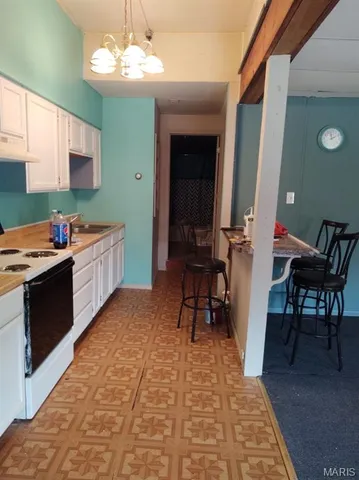 $110,000 | 213 North Van Buren Street, New Athens, IL 62264