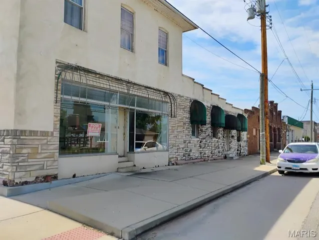 $110,000 | 213 North Van Buren Street, New Athens, IL 62264