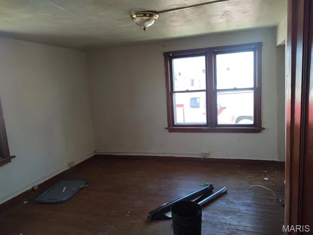 $110,000 | 213 North Van Buren Street, New Athens, IL 62264