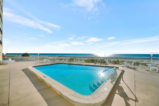 a picture of a bench in a cabinet