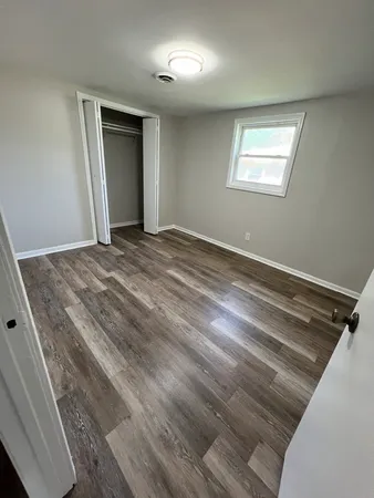 a view of empty room with window