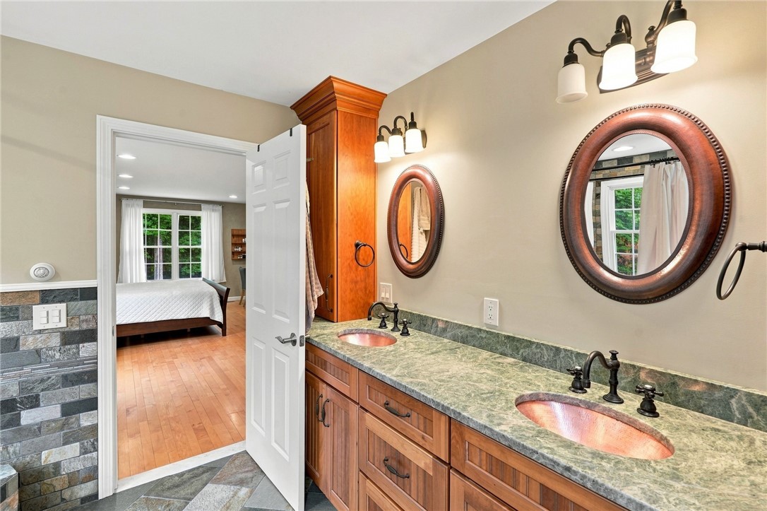 229 Hunting House Road Glocester, RI 02857 - Photo 26 of 49 Gallery Image 26