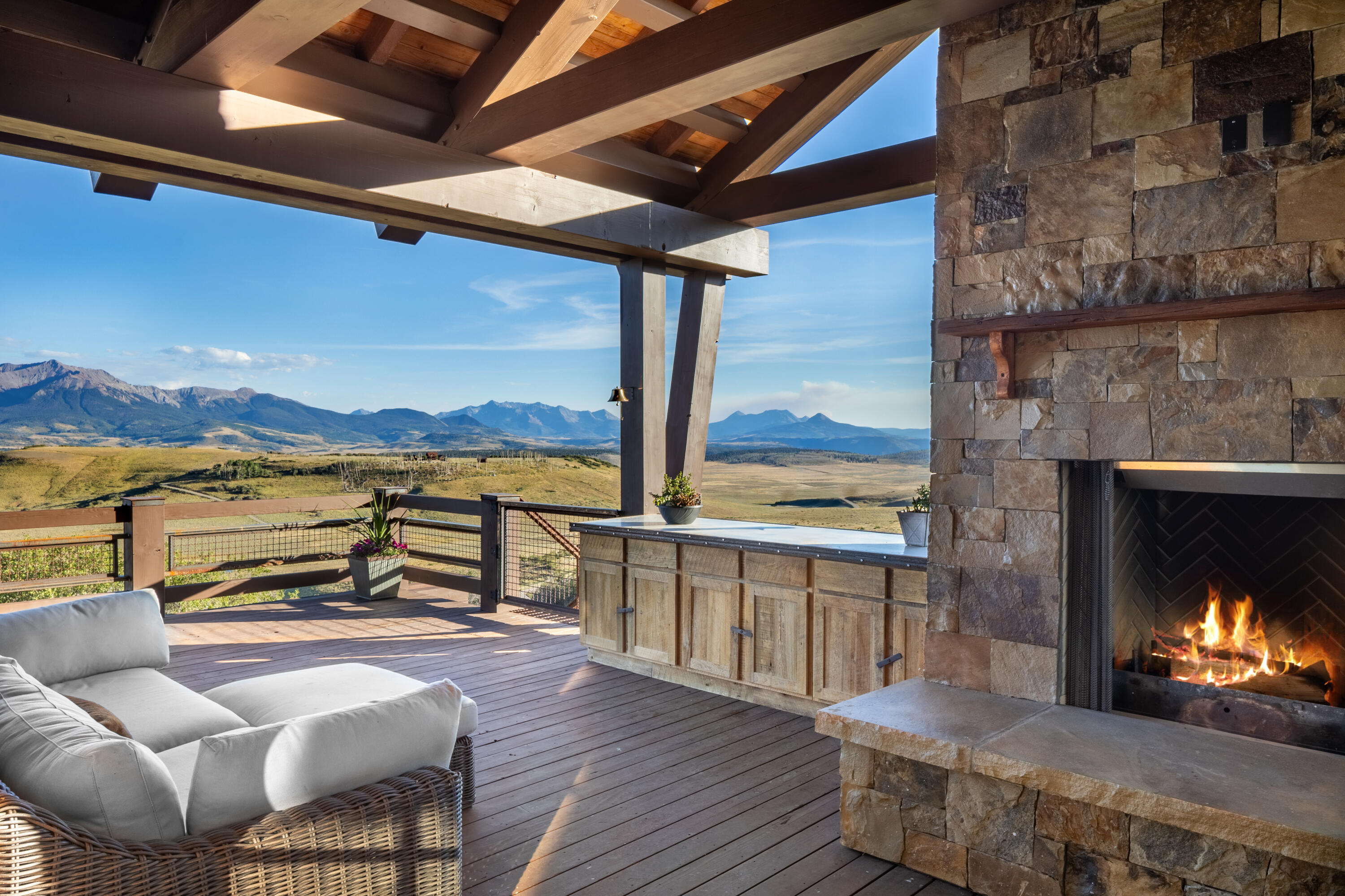 814 Hull Ridge Road Montrose, CO 81403 - Photo 18 of 61 0L0A7558-HDR