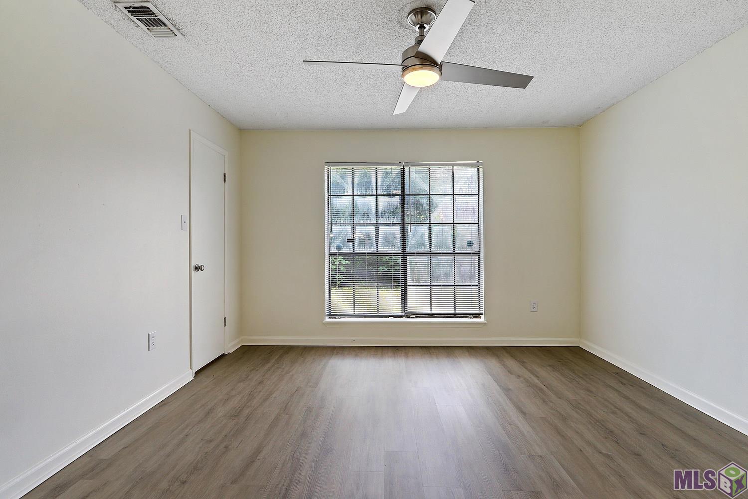 1532 Sharlo Avenue Baton Rouge, LA 70820 - Photo 8 of 32