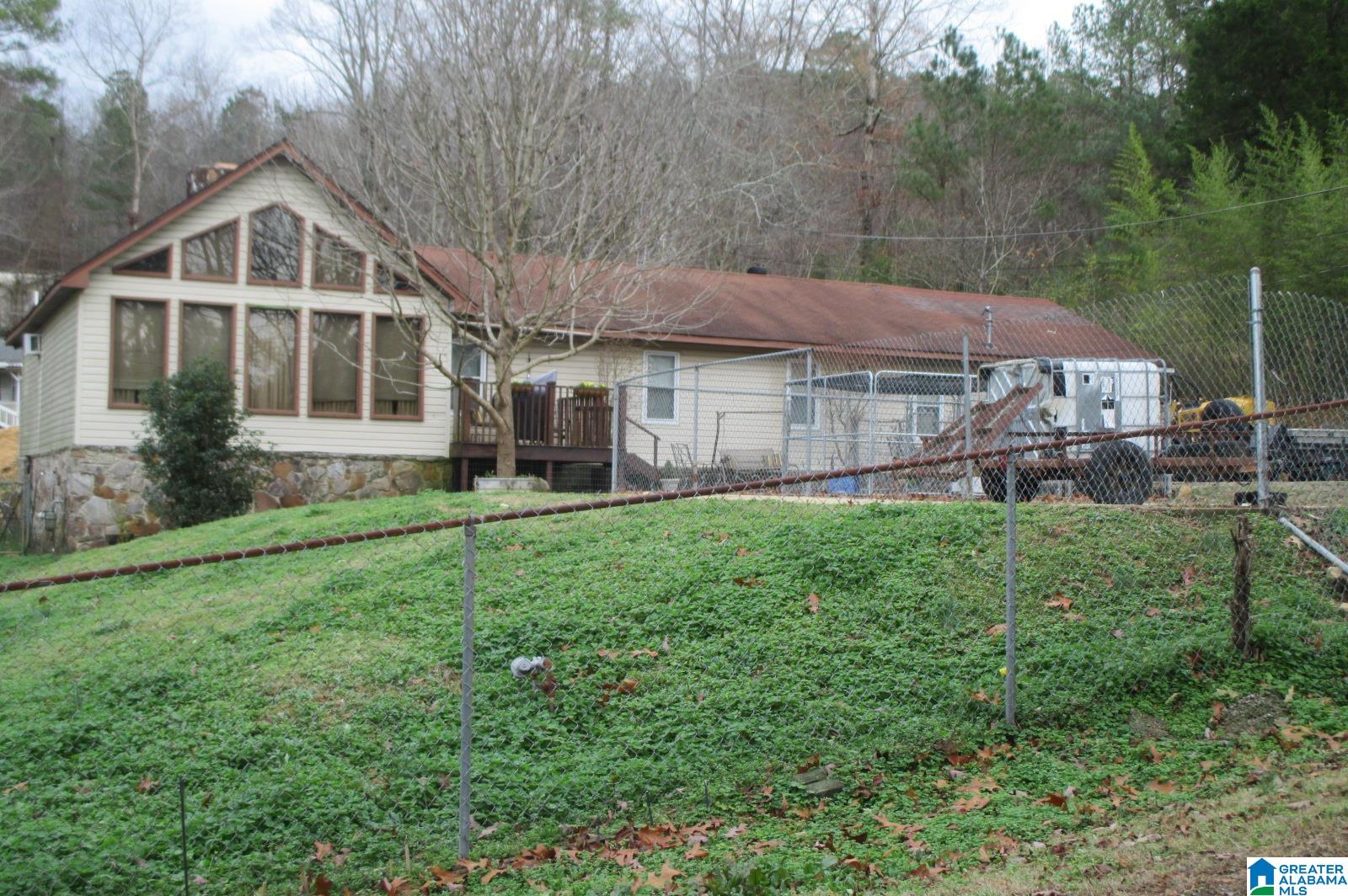 125 Cedar Drive Oneonta, AL 35121 - Photo 1 of 36
