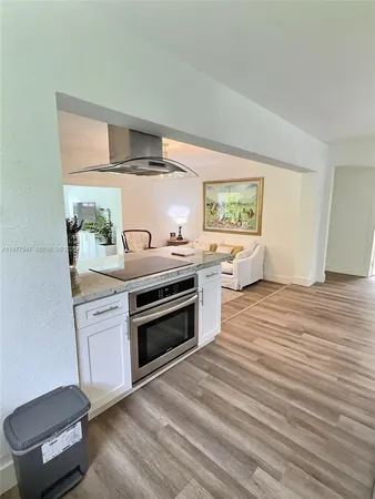 $898,000 | 3911 Southwest 61st Avenue, Miami, FL 33155