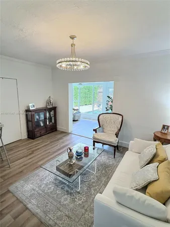 $898,000 | 3911 Southwest 61st Avenue, Miami, FL 33155