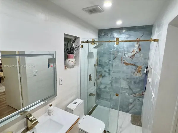 $898,000 | 3911 Southwest 61st Avenue, Miami, FL 33155