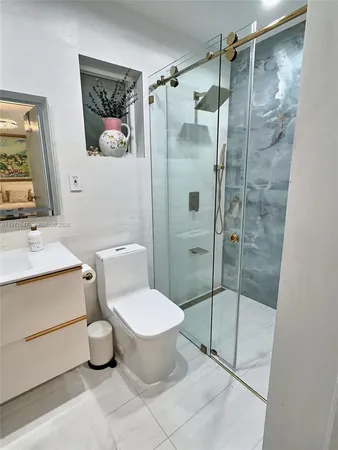 $898,000 | 3911 Southwest 61st Avenue, Miami, FL 33155