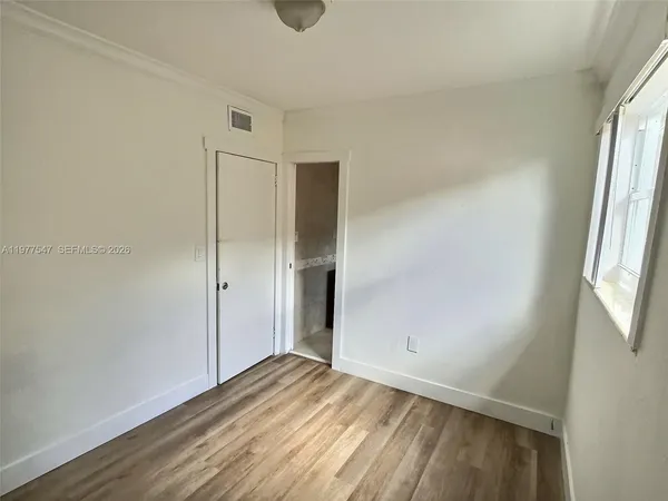 $898,000 | 3911 Southwest 61st Avenue, Miami, FL 33155