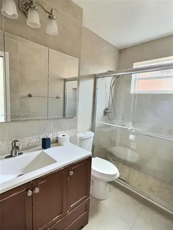 $898,000 | 3911 Southwest 61st Avenue, Miami, FL 33155