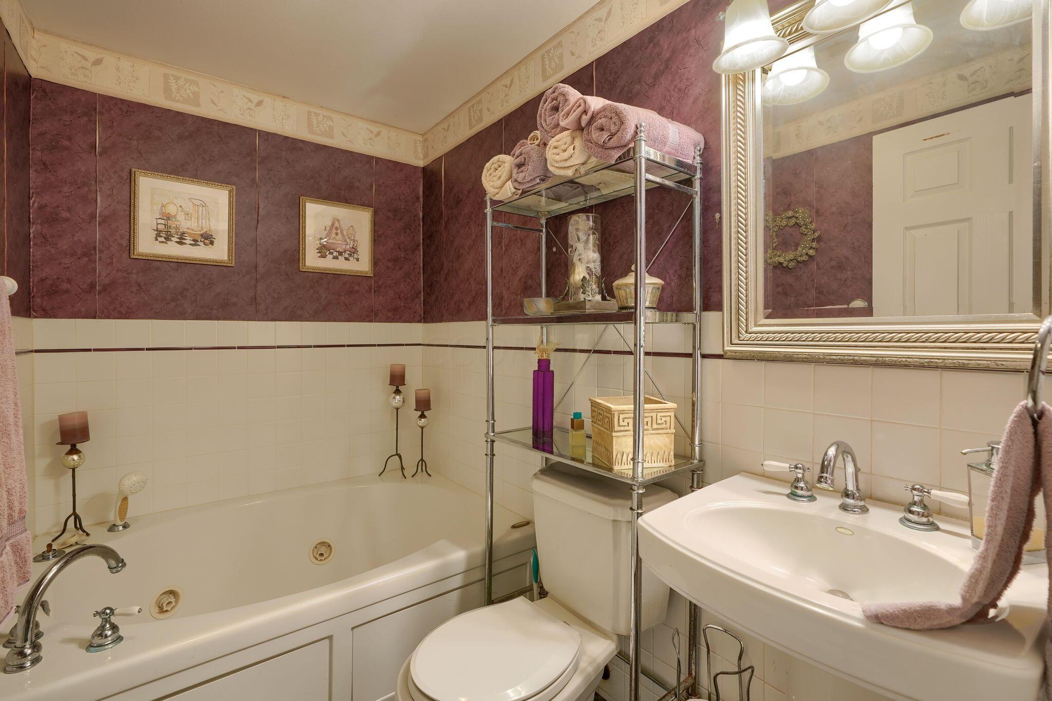 3725 Dublin Road Columbus, OH 43221 - Photo 16 of 22 3725 Dublin Rd (26)