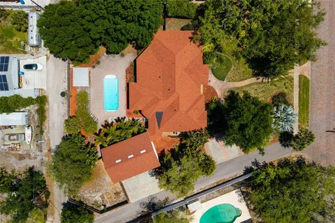 $1,100,000 | 6737 Mango Avenue South, St. Petersburg, FL 33707