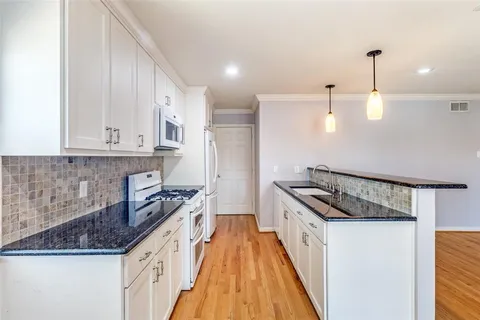 $470,000 | 11707 Rogue Way, Dallas, TX 75218