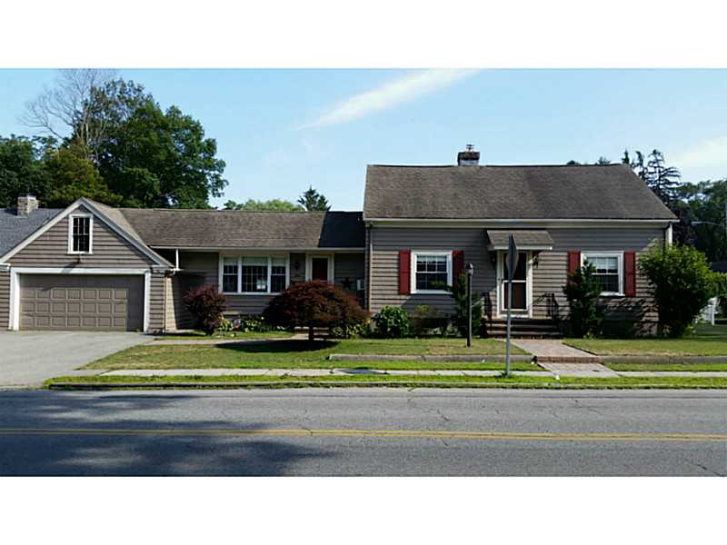 244 Aqueduct Road Cranston, RI 02910 - Photo 1 of 11 Exterior Front.