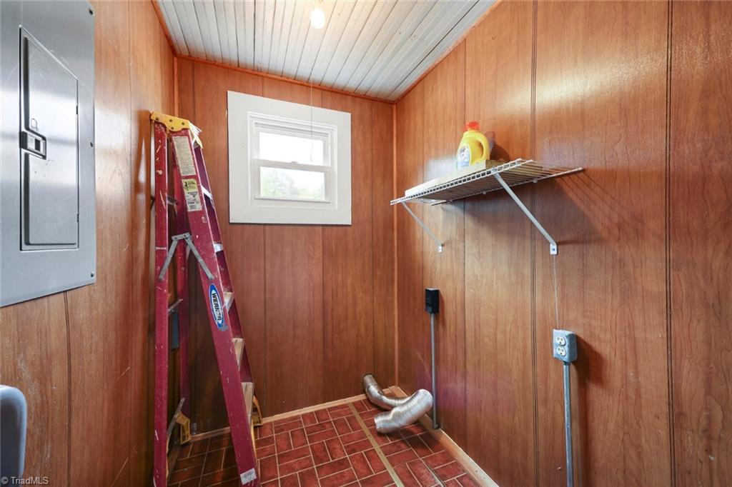 1626 Southwest School Road Clemmons, NC 27012 - Photo 27 of 35 Gallery Image 27