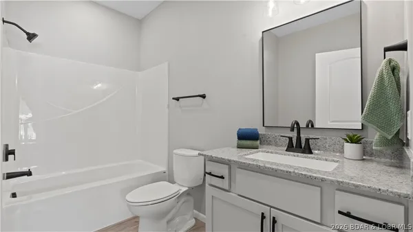 $449,000 | 290 Plaza Bch Drive, Unit 3A, Camdenton, MO 65020