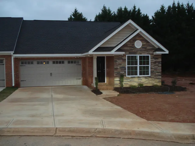 $285,000 | 413 Amelia Springs Lane, Moore, SC 29369