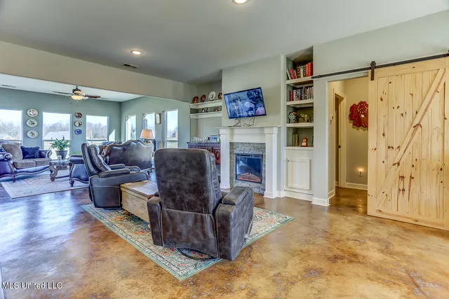 $415,000 | 179 Palomino Run, Holly Springs, MS 38635