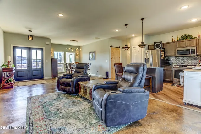 $415,000 | 179 Palomino Run, Holly Springs, MS 38635