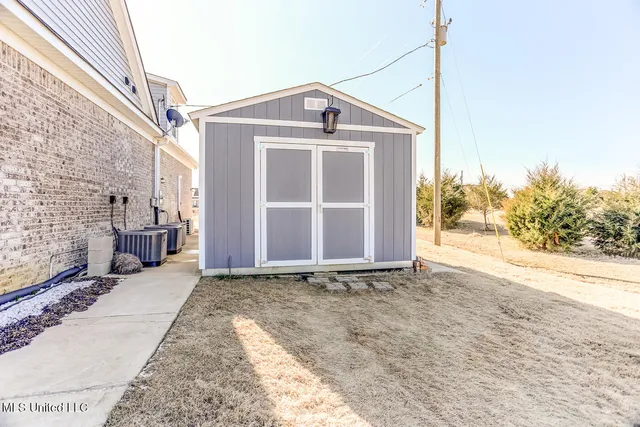 $415,000 | 179 Palomino Run, Holly Springs, MS 38635