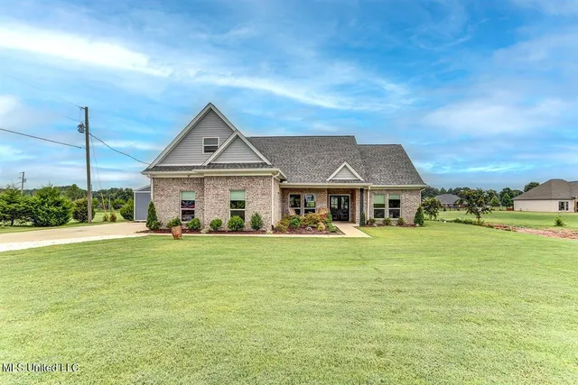 $415,000 | 179 Palomino Run, Holly Springs, MS 38635