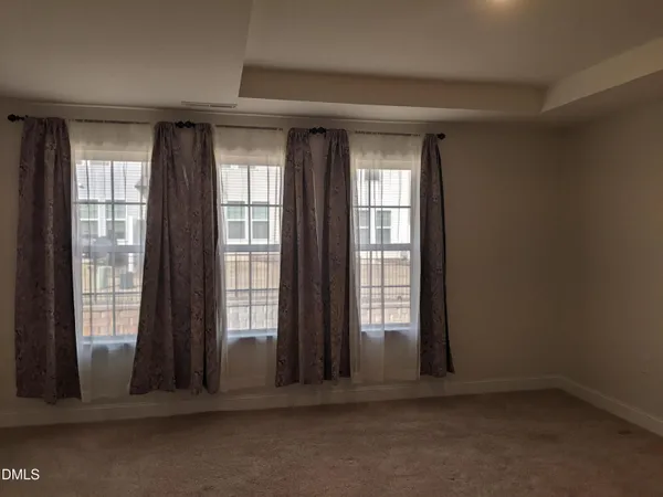 a view of empty room with window