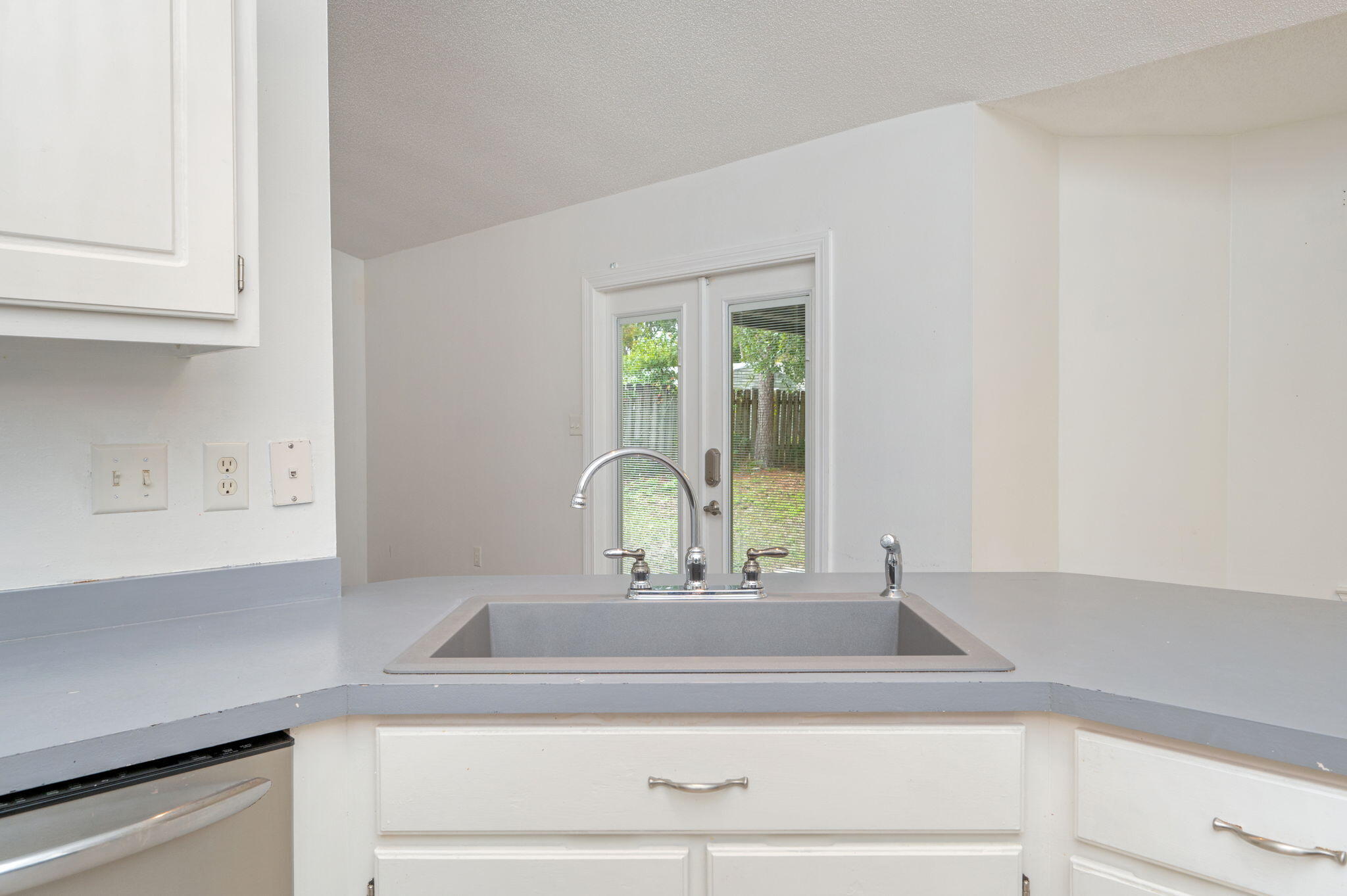 4720 Whitewater Lane Crestview, FL 32539 - Photo 14 of 38 14-web-or-mls-4720-whitewater-ln