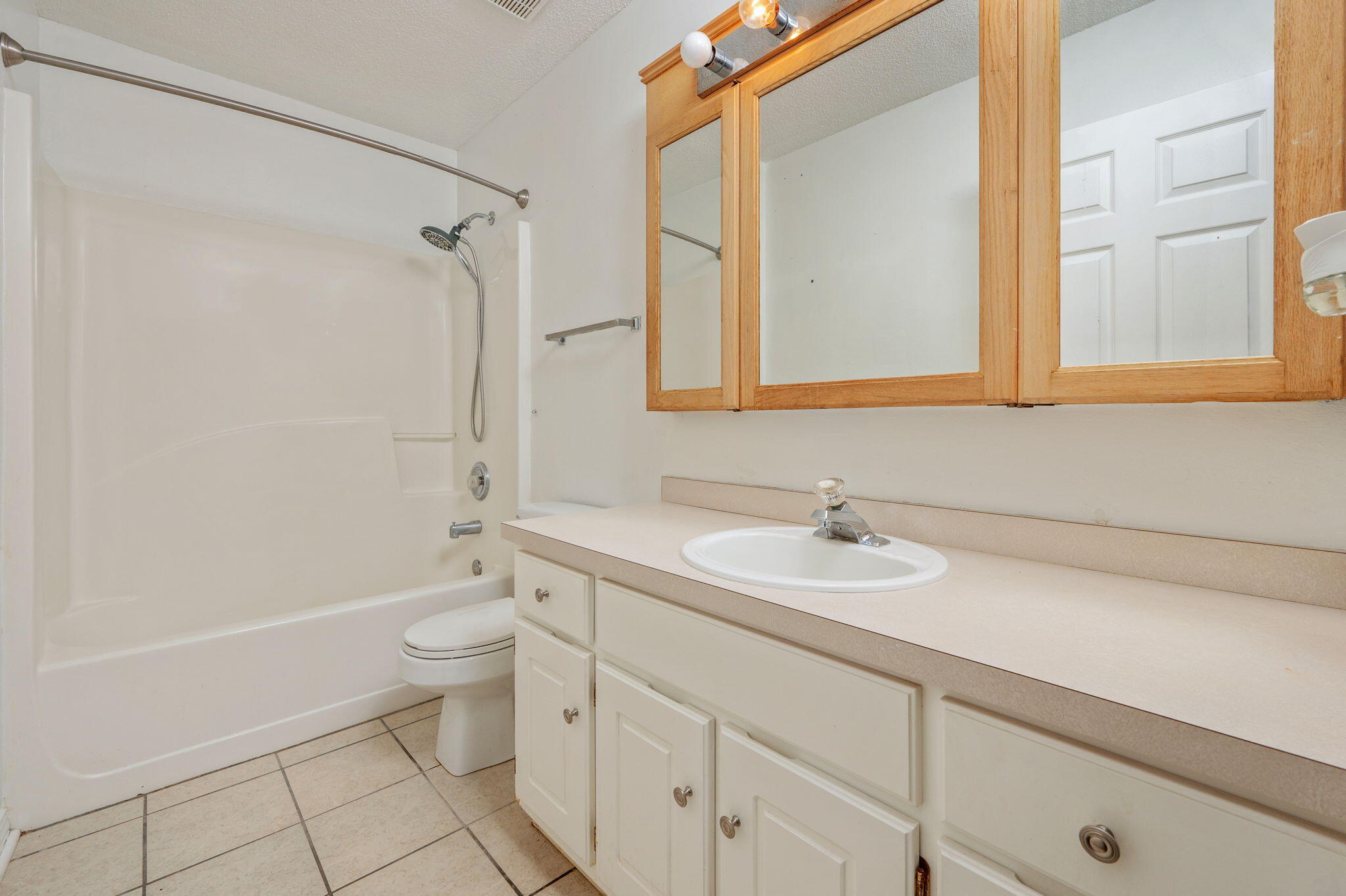 4720 Whitewater Lane Crestview, FL 32539 - Photo 27 of 38 27-web-or-mls-4720-whitewater-ln