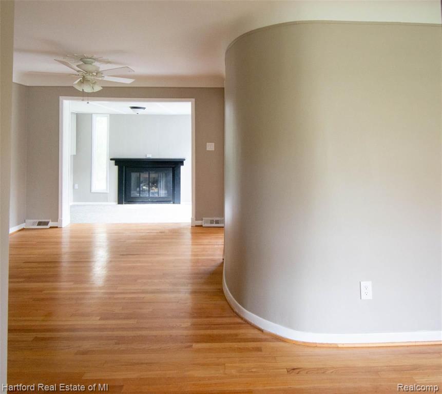 28220 Peppermill Road Farmington, MI 48331 - Photo 8 of 20