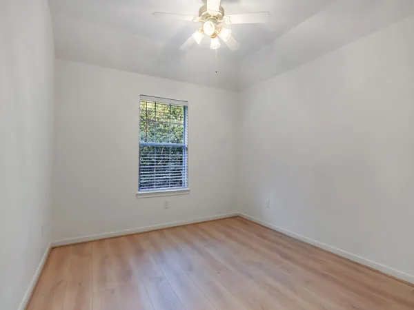 $2,395 | 22 Pine Needle Place, The Woodlands, TX 77382