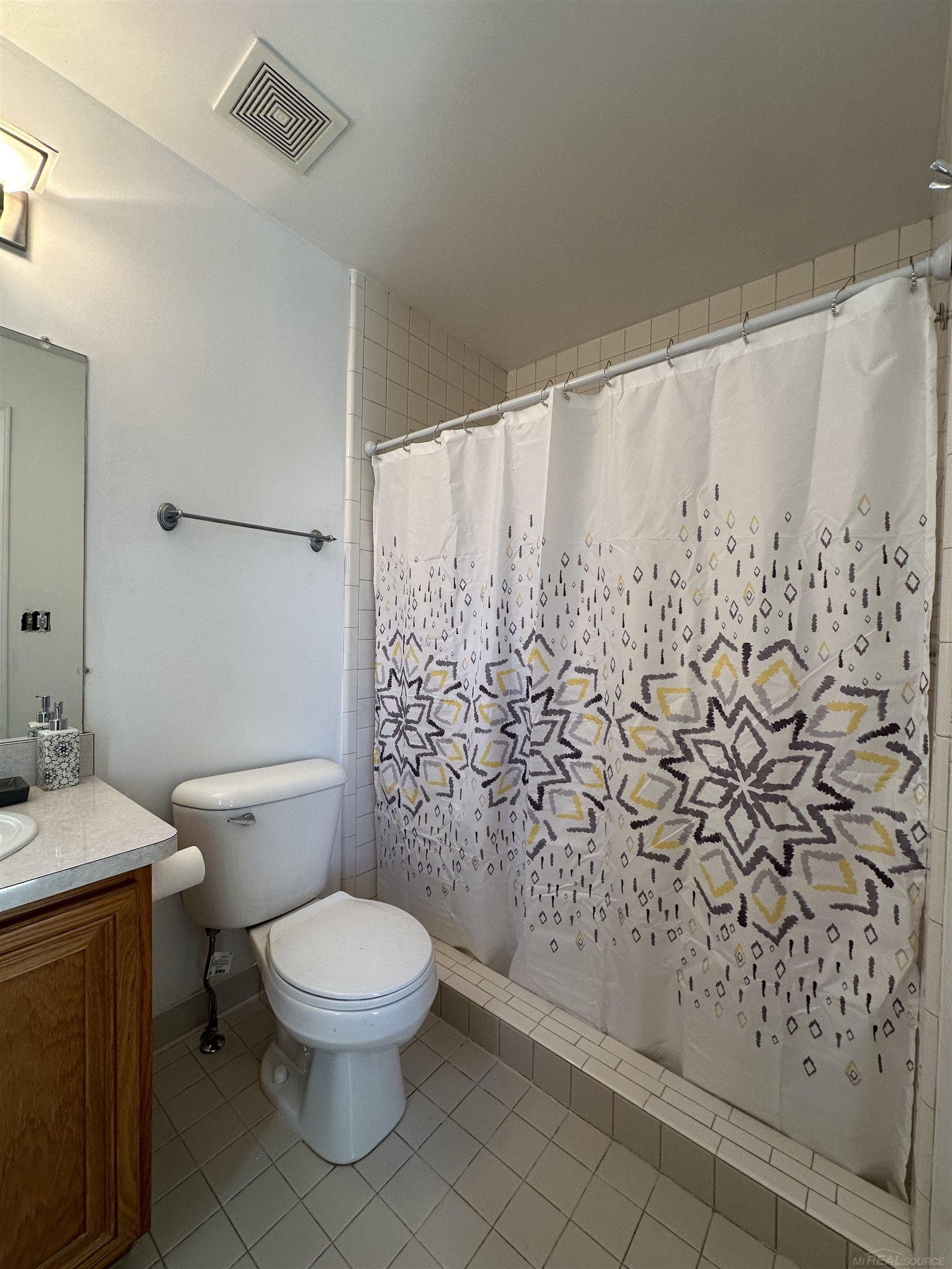 55374 Raspberry Drive Macomb, MI 48042 - Photo 18 of 27