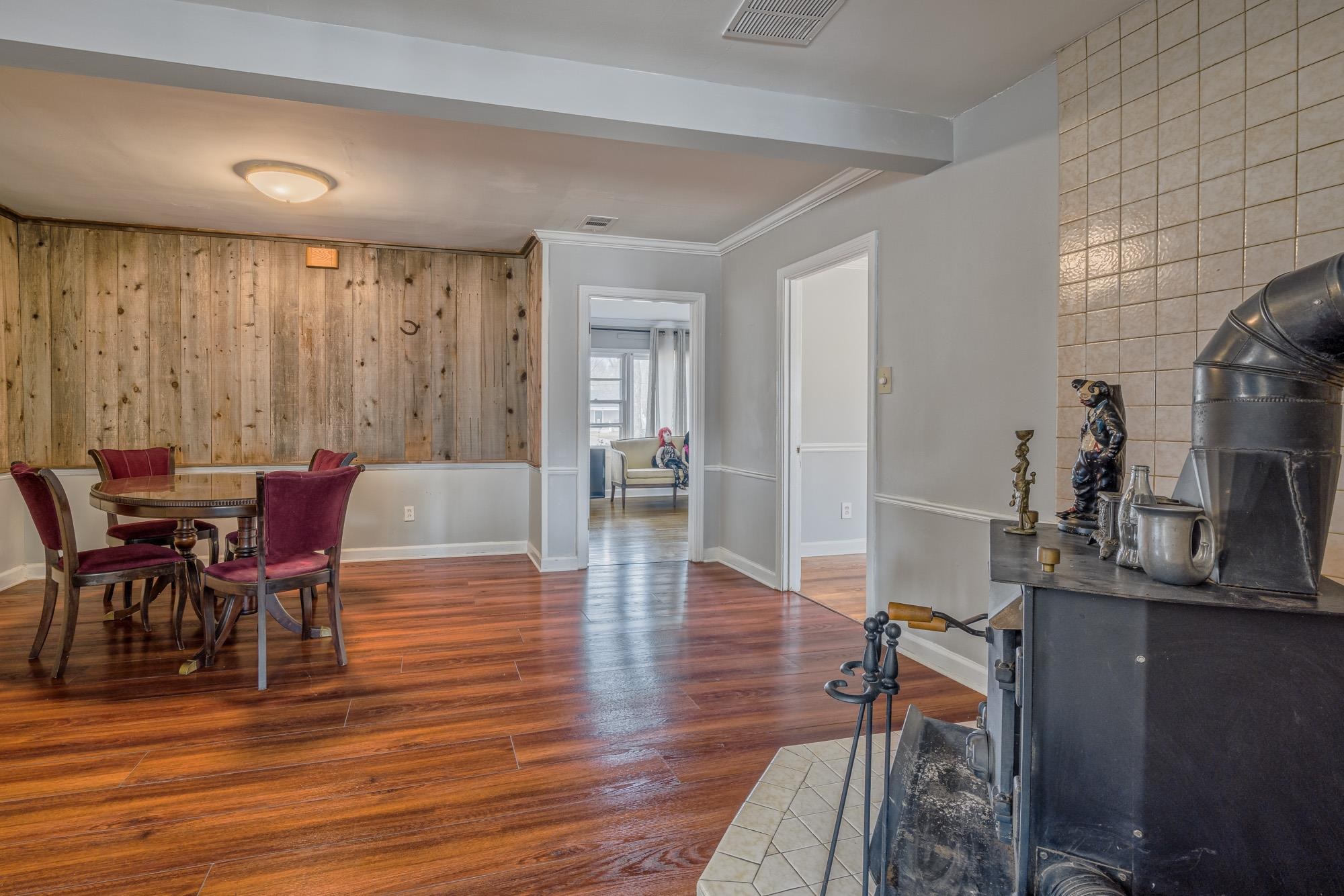 3087 James Road Memphis, TN 38128 - Photo 6 of 25 a view of a dining room with furniture and wooden floor