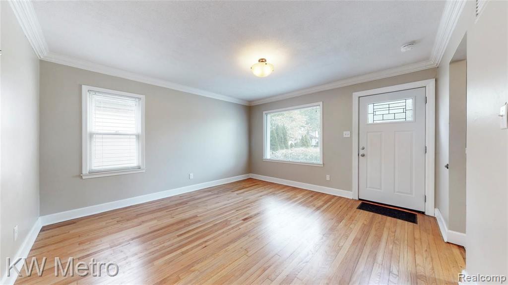 1522 South Campbell Road Royal Oak, MI 48067 - Photo 2 of 39
