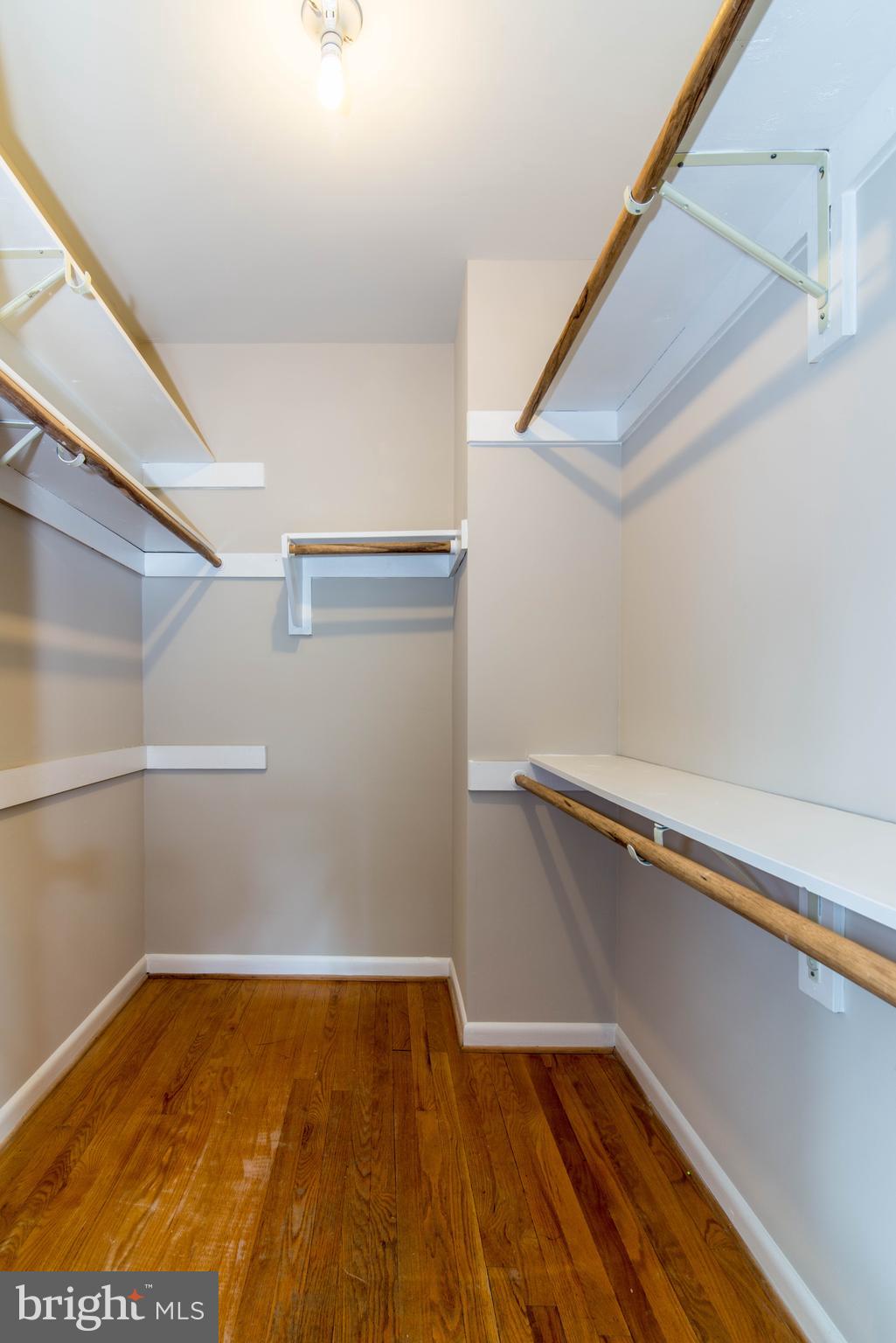 16104 Kent Road Laurel, MD 20707 - Photo 20 of 42 Master Walk-In