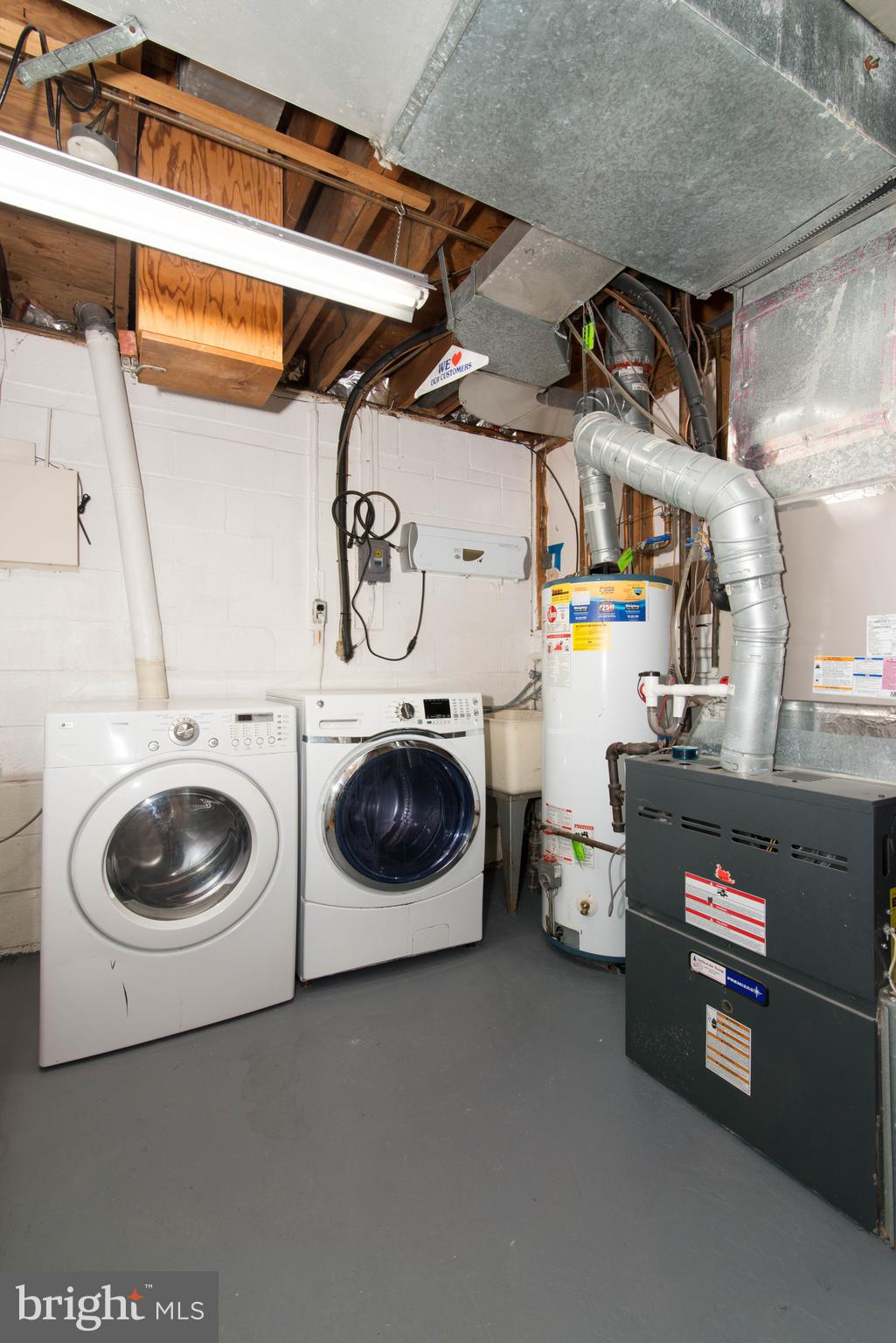 16104 Kent Road Laurel, MD 20707 - Photo 31 of 42 Laundry Room