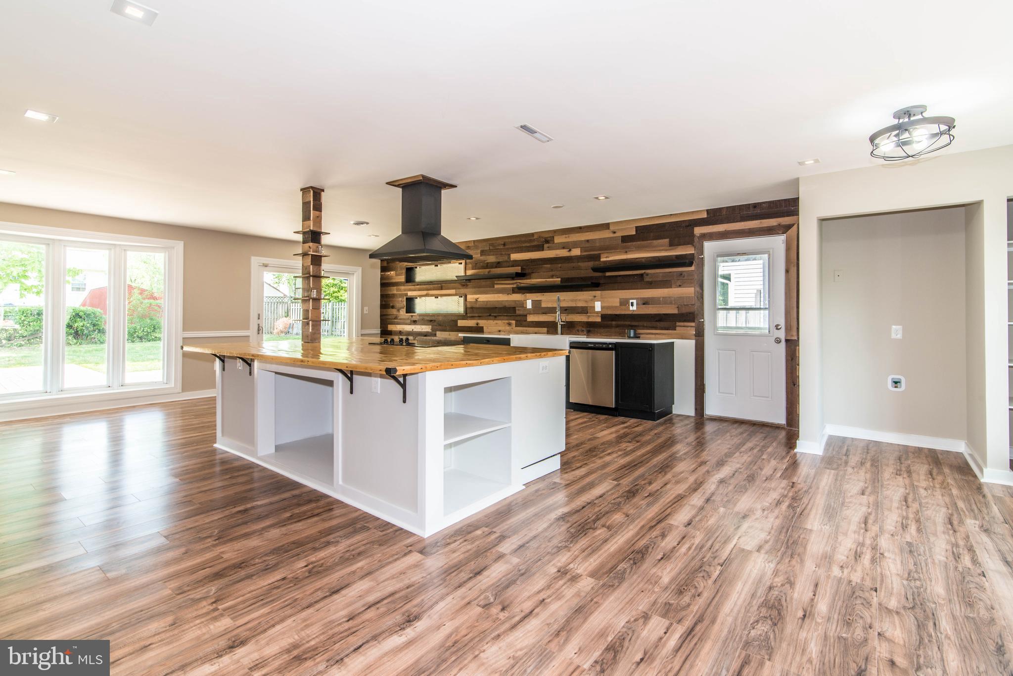 16104 Kent Road Laurel, MD 20707 - Photo 9 of 42 Kitchen
