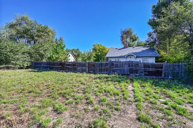 $575,000 | 765 Emerald Lane, Lakewood, CO 80214