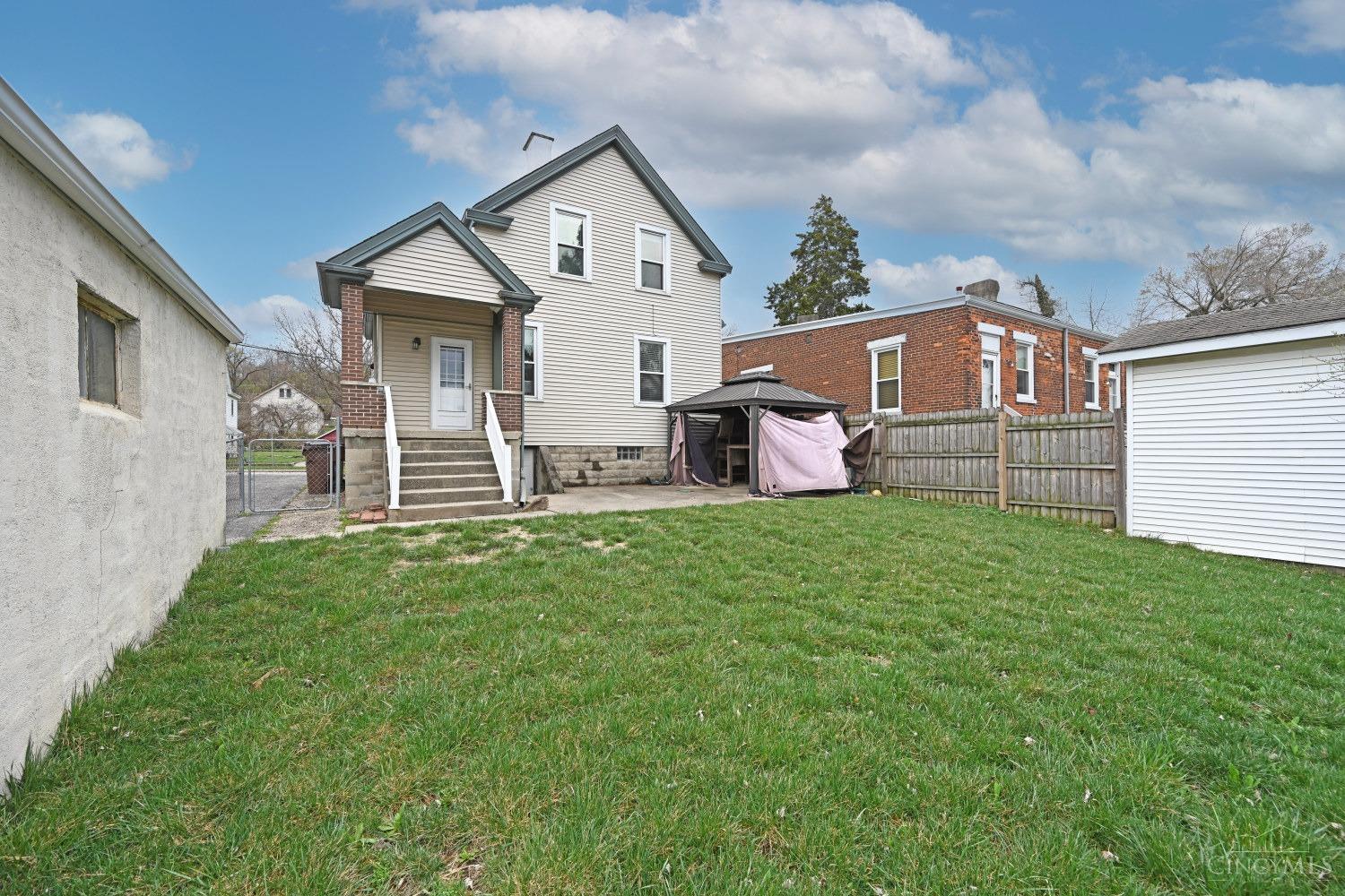 813 3rd Street Reading, OH 45215 - Photo 32 of 33