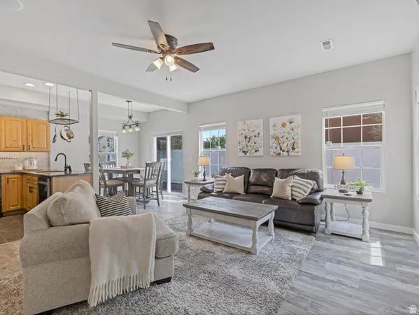 $449,900 | 4914 West Duncan Meadow Lane, Riverton, UT 84096