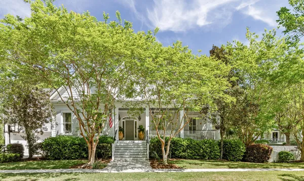 $1,995,000 | 102 Bellinger Street, Daniel Island, SC 29492