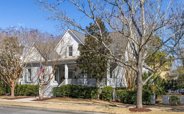 $2,195,000 | 102 Bellinger Street, Daniel Island, SC 29492
