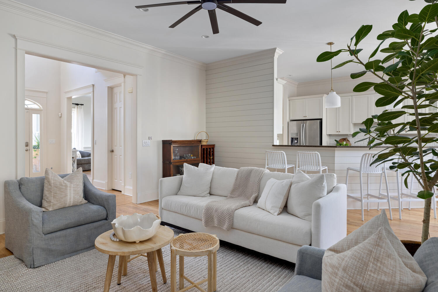 102 Bellinger Street Daniel Island, SC 29492 - Photo 10 of 60 Living Room / Hardwood Floors Throughout