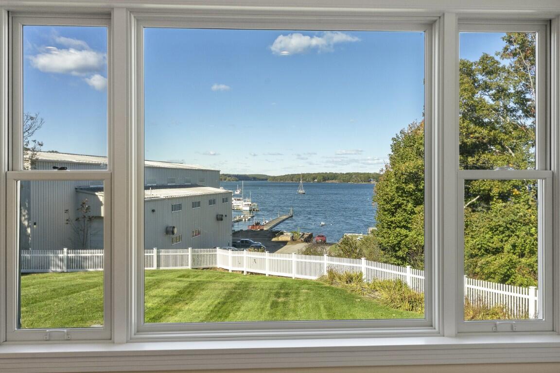 22 School Street Boothbay, ME 04544 - Photo 22 of 76 28