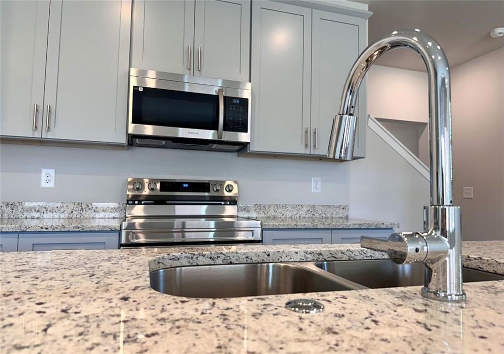 504 John Harm Way, Unit VANDERMEER Gainesville, GA 30501 - Photo 2 of 4