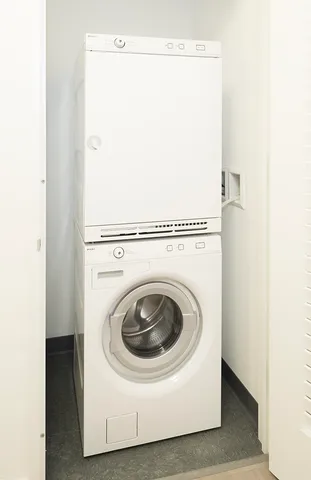 $8,299 | 70 Pine Street, Unit 4801 | Financial District