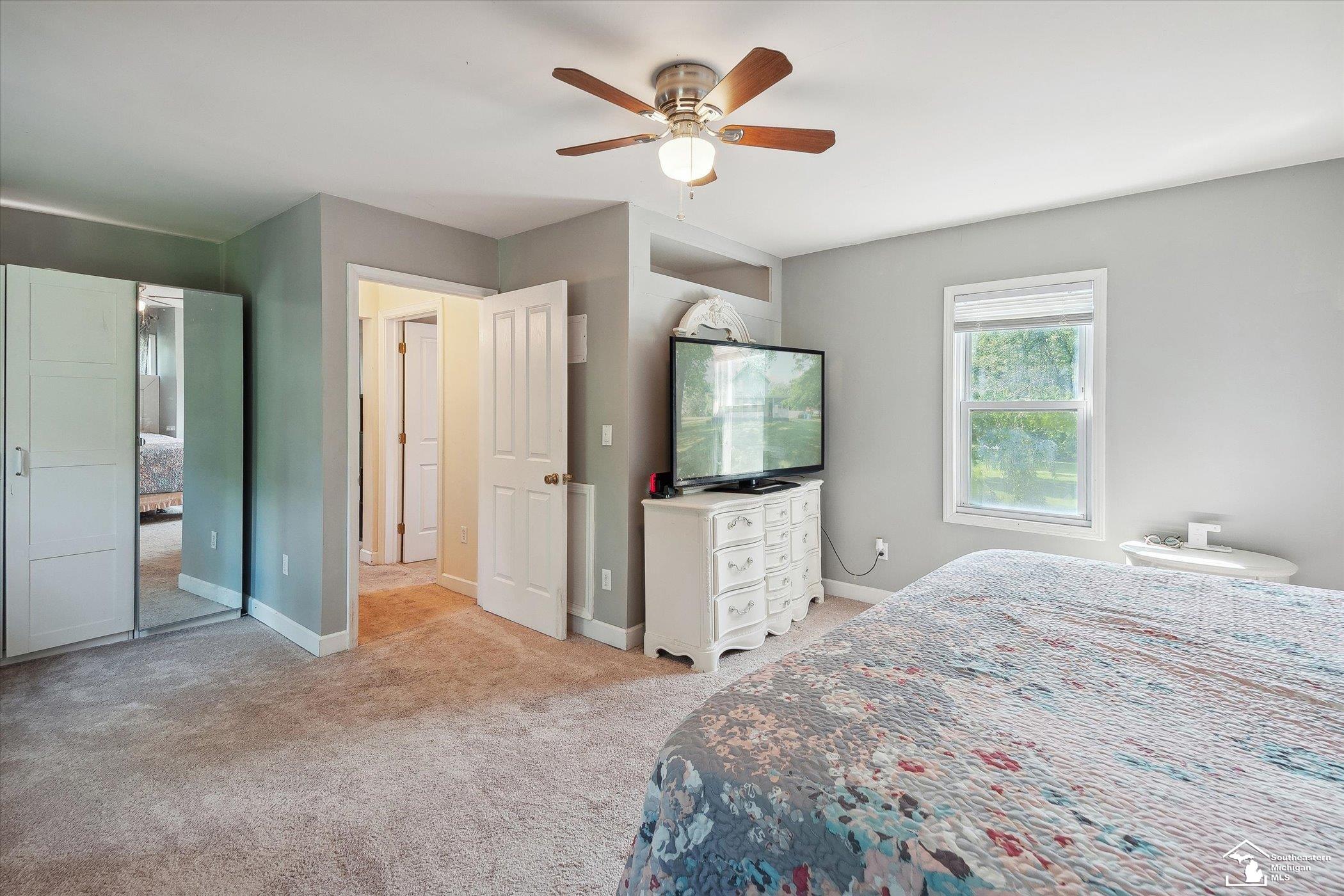 2293 East Hurd Road Monroe, MI 48162 - Photo 30 of 63 50115826-29.JPG